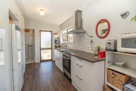 Photo of property in 76 Blomfield Street, Pukehangi, Rotorua, 3015