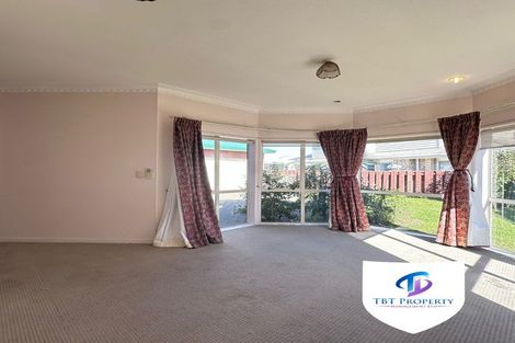 Photo of property in 3 Fremantle Place, Pakuranga Heights, Auckland, 2010