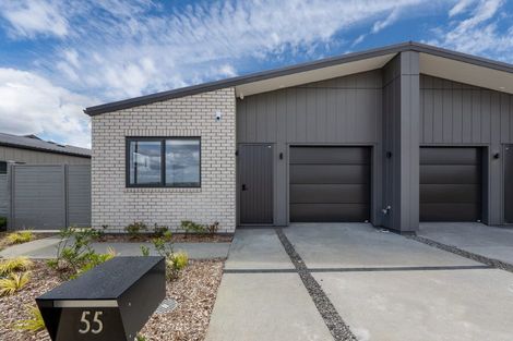 Photo of property in 55 Parkmore Drive, Rosehill, Papakura, 2113