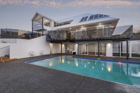 Photo of property in 27 Assisi Street, Mount Pleasant, Christchurch, 8081