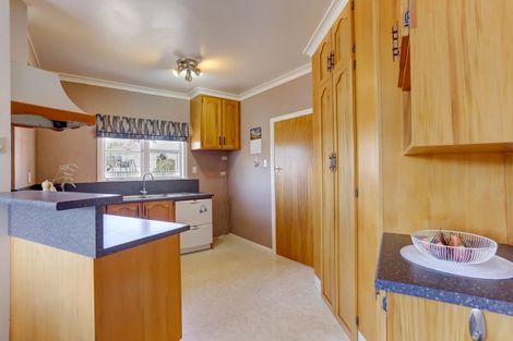 Photo of property in 44 Hadfield Crescent, College Estate, Whanganui, 4500
