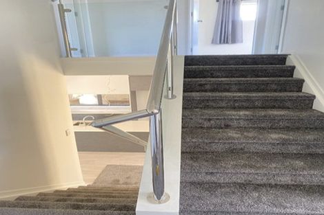 Photo of property in 50c Barbados Drive, Unsworth Heights, Auckland, 0632