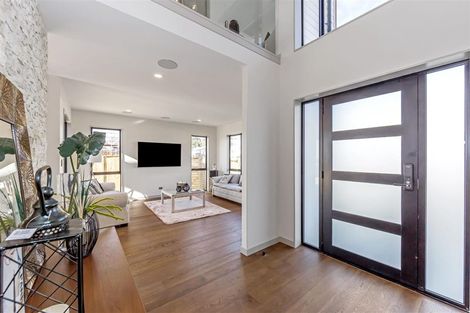 Photo of property in 9 Drover Close, Flat Bush, Auckland, 2019