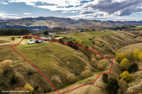 Photo of property in 1011 Kahuranaki Road, Kahuranaki, Havelock North, 4295