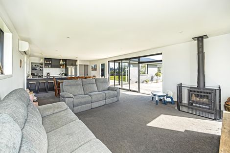 Photo of property in 47c Weston Road, Waiareka Junction, Oamaru, 9401