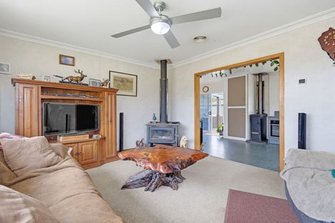 Photo of property in 745 Rewatu Road, Poroporo, Whakatane, 3191