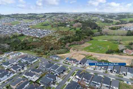 Photo of property in 5 Riwai Street, Flat Bush, Auckland, 2019