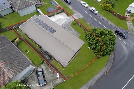 Photo of property in 2 Talmar Place, Massey, Auckland, 0614