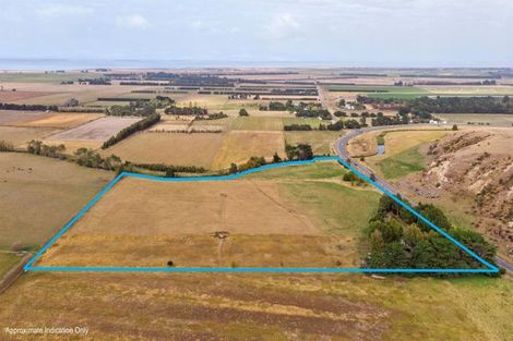 Photo of property in 1636 Christchurch Akaroa Road, Gebbies Valley, Christchurch, 7672