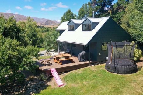 Photo of property in 2123 Fairlie Tekapo Road, Burkes Pass, Fairlie, 7987