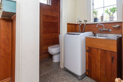 Photo of property in 300 Queen Sh25 Street, Thames, 3500