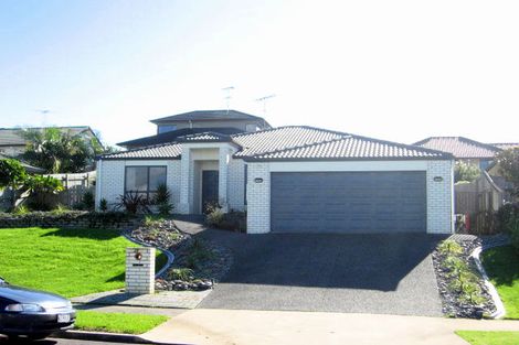 Photo of property in 21 Rathmar Drive, Manurewa, Auckland, 2105