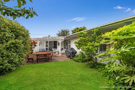 Photo of property in 35 Teesdale Street, Burnside, Christchurch, 8053