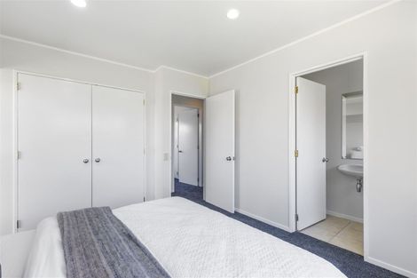 Photo of property in 19 Old Park Place, Takanini, 2112