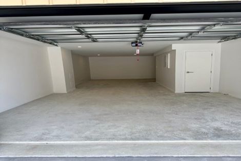 Photo of property in 10/19 Windlass Street, Long Bay, Auckland, 0630