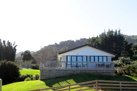 Photo of property in 209 Bellville Drive, Coromandel, 3506