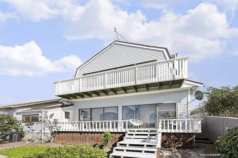 Photo of property in 7 View Road, Houghton Bay, Wellington, 6023