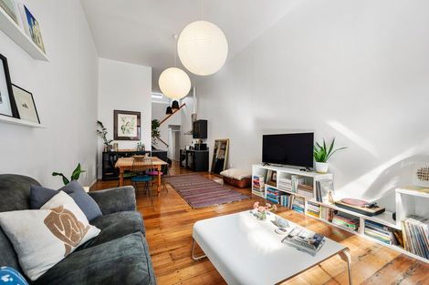 Photo of property in Courtenay Mews Apartments, 6/14 Alpha Street, Te Aro, Wellington, 6011