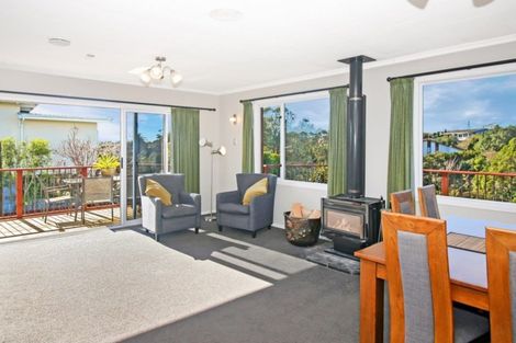 Photo of property in 3b Montana Place, Merrilands, New Plymouth, 4312