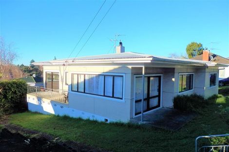 Photo of property in 32 Hillcrest Road, Papatoetoe, Auckland, 2025