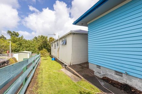 Photo of property in 150 Seaview Road, Westown, New Plymouth, 4310