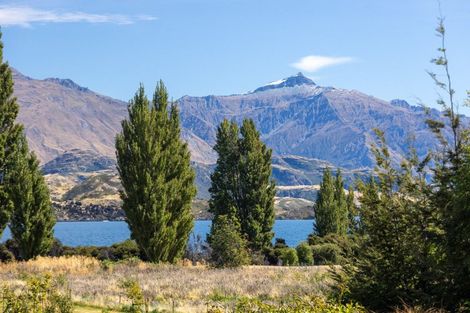 Photo of property in 270 Beacon Point Road, Wanaka, 9305