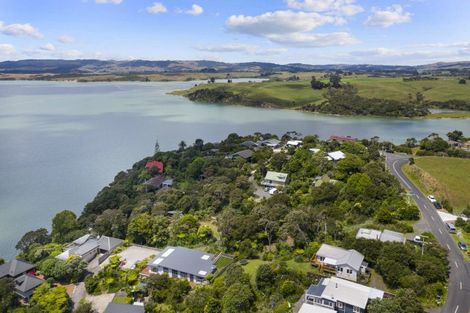 Photo of property in 92 Greenslade Road, Raglan, 3295