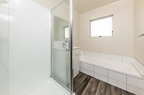 Photo of property in 55 Moncrieff Avenue, Clendon Park, Auckland, 2103