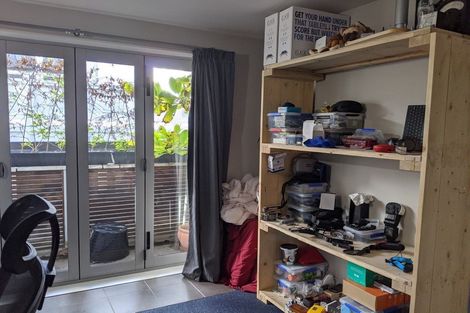 Photo of property in 3/35 Home Street, Mount Victoria, Wellington, 6011