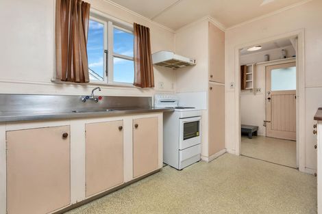 Photo of property in 97 Hillsborough Road, Hillsborough, Auckland, 1042