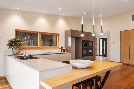 Photo of property in 6 Sowerby Place, Richmond Hill, Christchurch, 8081