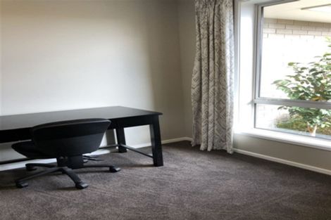 Photo of property in 4 Lockwood Street, Halswell, Christchurch, 8025