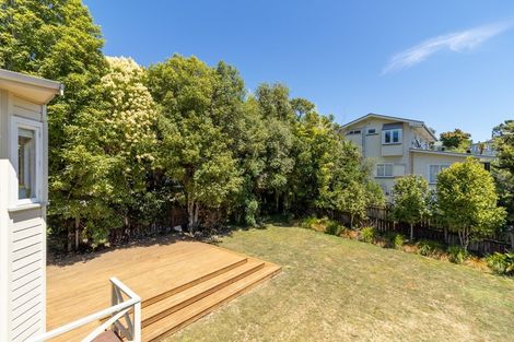 Photo of property in 12 Richmond Avenue, Nelson South, Nelson, 7010