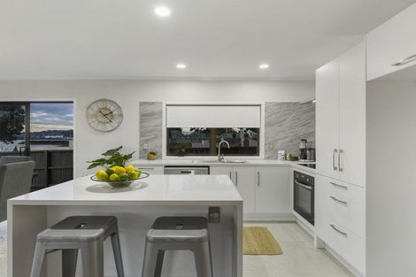 Photo of property in 1/42 Kiwi Esplanade, Mangere Bridge, Auckland, 2022