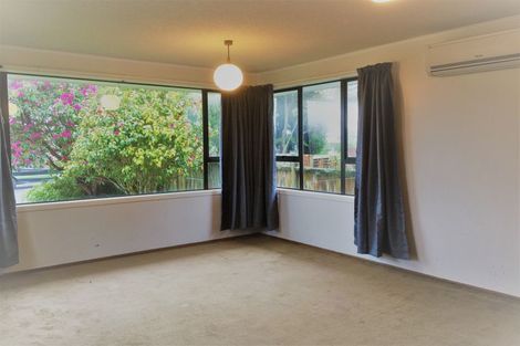 Photo of property in 34 Kirrie Avenue, Te Atatu South, Auckland, 0610