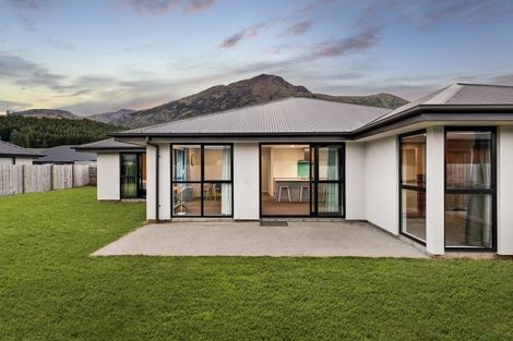 Photo of property in 11 Myles Way, Lower Shotover, Queenstown, 9304