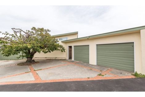 Photo of property in 20 Derrett Place, Saint Martins, Christchurch, 8022