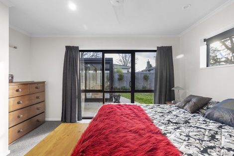 Photo of property in 1 Tern Place, Hokowhitu, Palmerston North, 4410