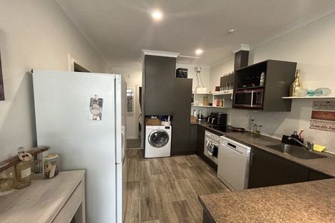 Photo of property in Mclean Towers, 1a/3 Shakespeare Road, Napier South, Napier, 4110