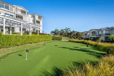 Photo of property in 152 Landmark Terrace, Orewa, 0931