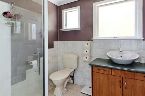 Photo of property in 69a Captain Scott Road, Glen Eden, Auckland, 0602