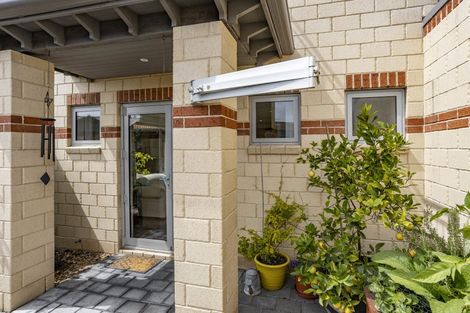 Photo of property in 10 Waterford Avenue, Northwood, Christchurch, 8051