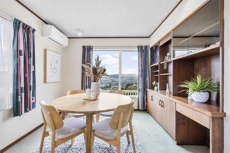 Photo of property in 59 Chapman Street, Newlands, Wellington, 6037