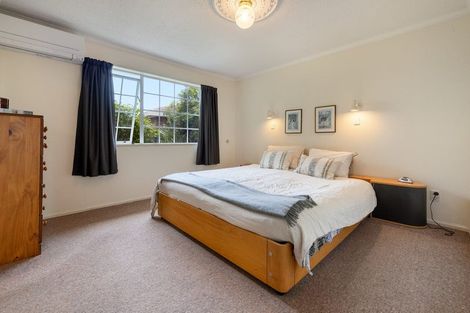 Photo of property in 52 Sunrise Avenue, Mount Maunganui, 3116