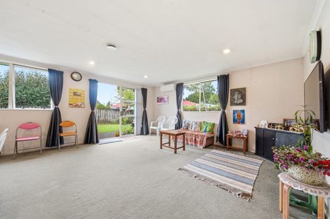 Photo of property in 99c Settlement Road, Papakura, 2110