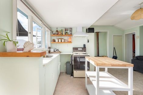 Photo of property in 10 Cross Street, Waikuku Beach, 7473