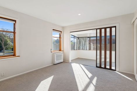 Photo of property in 43 Springbank Street, Bryndwr, Christchurch, 8053