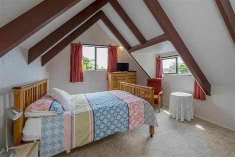 Photo of property in 80b Elizabeth Street, Waikanae, 5036