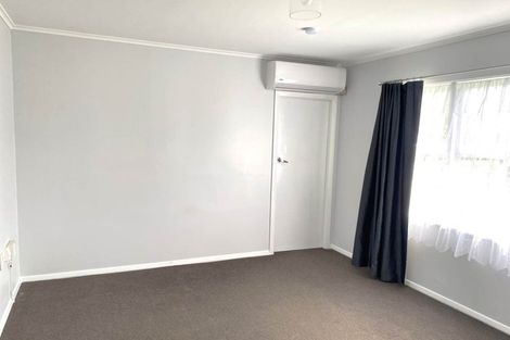 Photo of property in 13 Sutton Crescent, Papakura, 2110