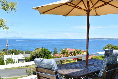 Photo of property in 63 Barrier View Road, Leigh, 0985